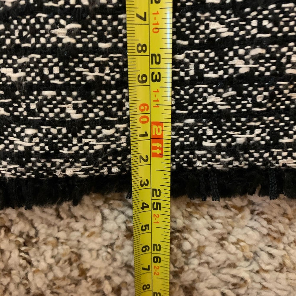 🎉HOST PICK🎉Brand New Black & White J. Crew Skirt - Picture 4 of 8